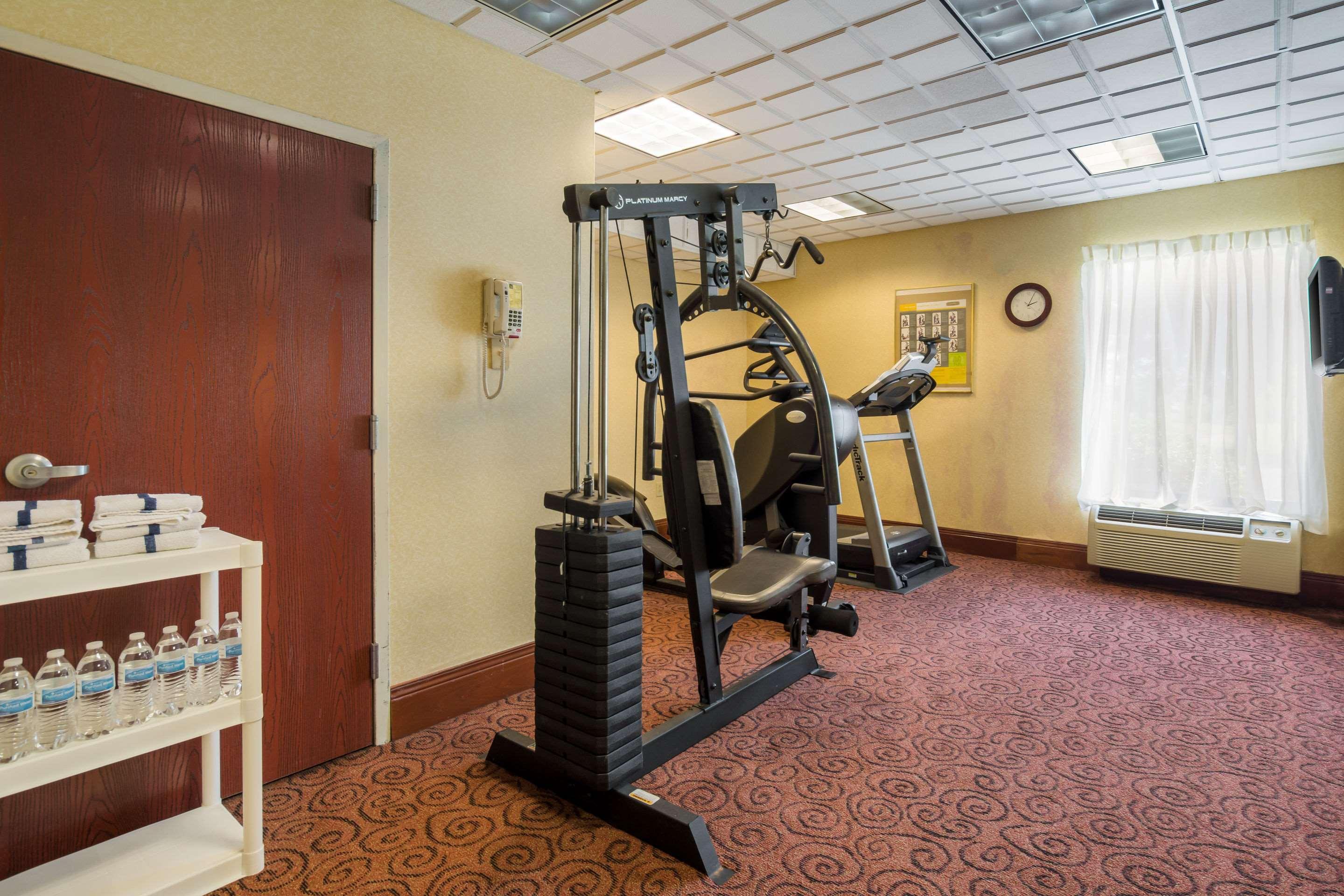 Quality Inn & Suites-Sellersburg Esterno foto