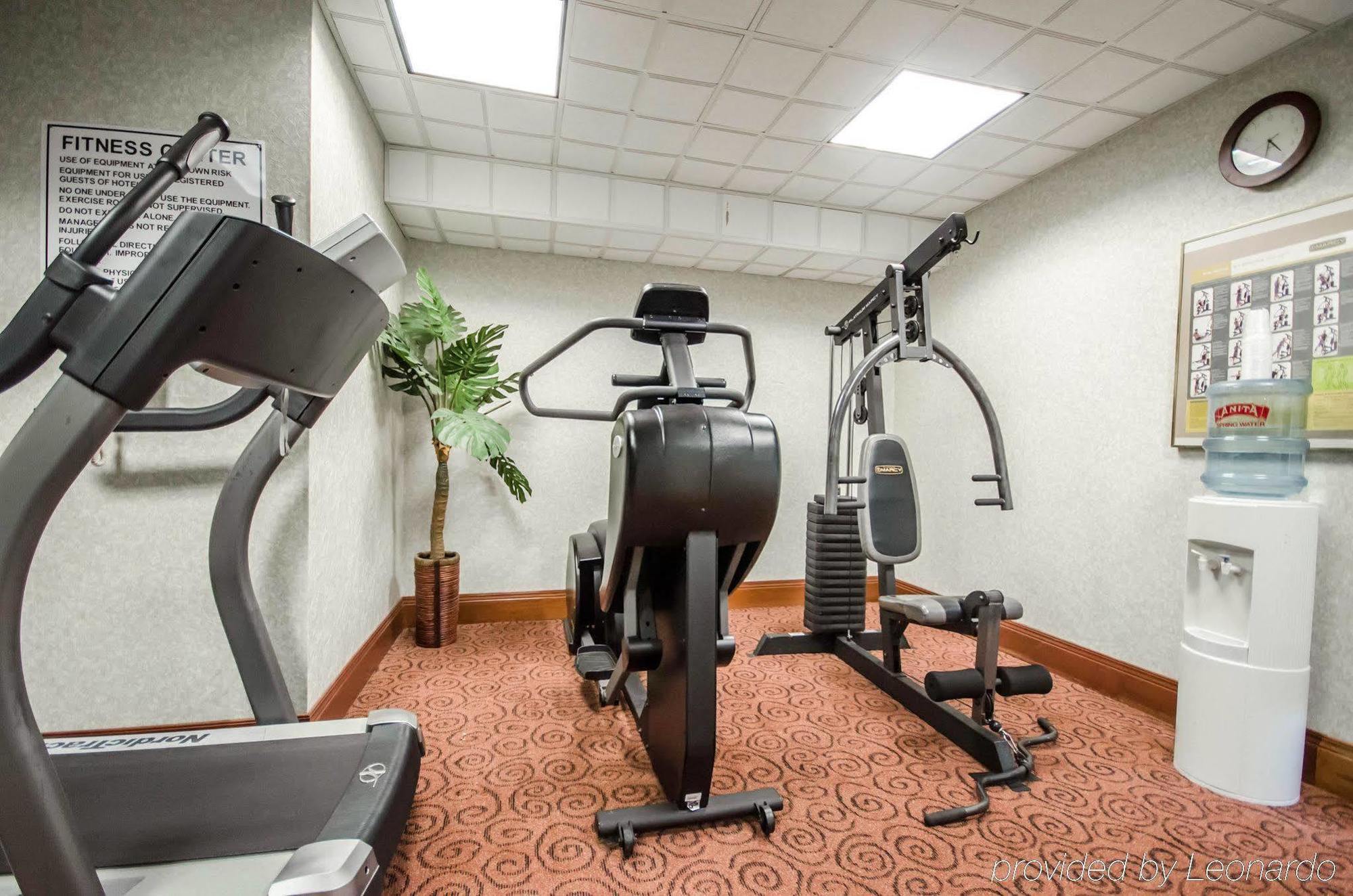 Quality Inn & Suites Sellersburg Esterno foto